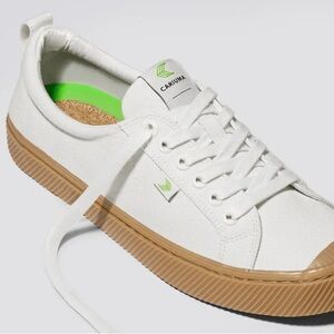 Cariuma White Canvas Men's Shoes